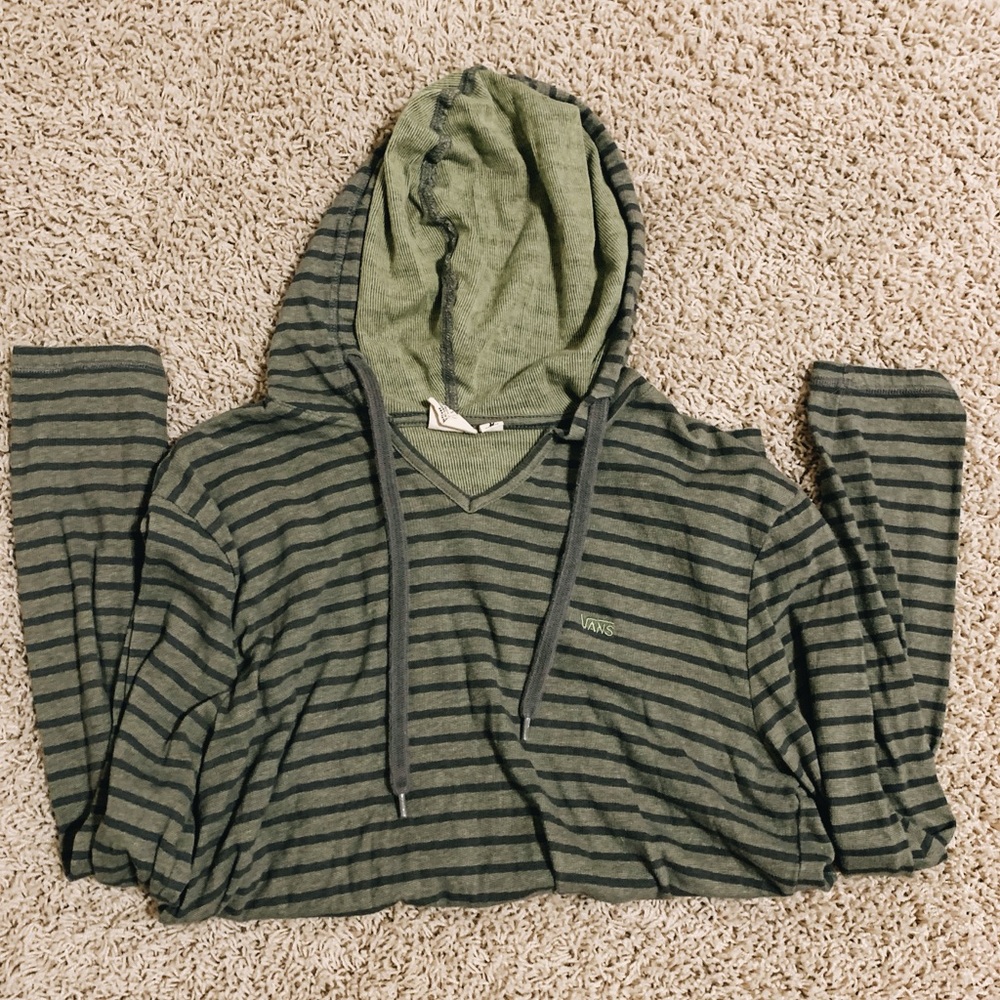 vans long sleeve w/hoodie